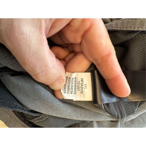 The North Face Shorts Gray Velcro Drawstring Mems Sz XXL - Picture 8 of 9